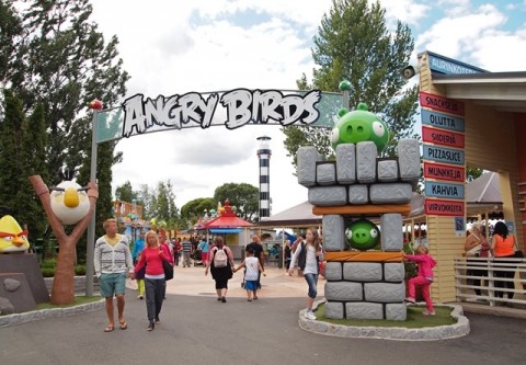 Казковий світ Angry Birds